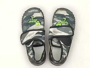 buty house: Sandals 27, Used