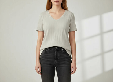 guess oversized t shirty: Beloved, Футболка жіноча, розмір M