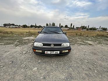 Volkswagen Golf: 1993 г., Механика, Бензин