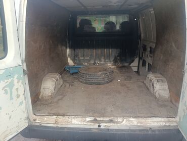 Ford: Ford Transit: 1998 г., 2.5 л, Механика, Дизель, Фургон — 8