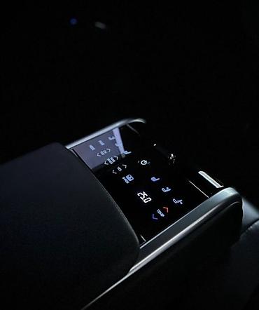 Toyota: Toyota Camry: 2020 г., 2.5 л, Автомат, Бензин, Седан — 5