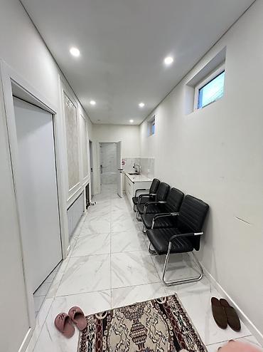 Продажа коттеджей и домов: 5 комнат, 250 м², 4 соток, Бишкек, Аламединский рынок / базар Собственник — 15