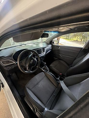 солярись: Hyundai Solaris: 2017 г., 1.4 л, Автомат, Бензин, Седан — 5