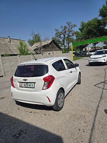 трекер авто: Chevrolet Spark: 2017 г., 1 л, Автомат, Бензин, Хэтчбэк — 7