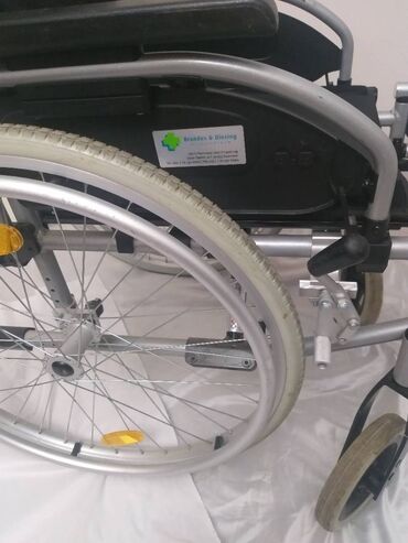 Invalidska kolica: Nemacka aluminijumska invalidska kolica poznate marke BB, u veoma — 9