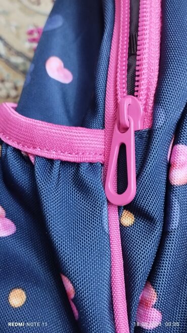 Рюкзаки: Продаю рюкзак для девочек! Ортопед, б/у, в отличном состоянии (не — 7