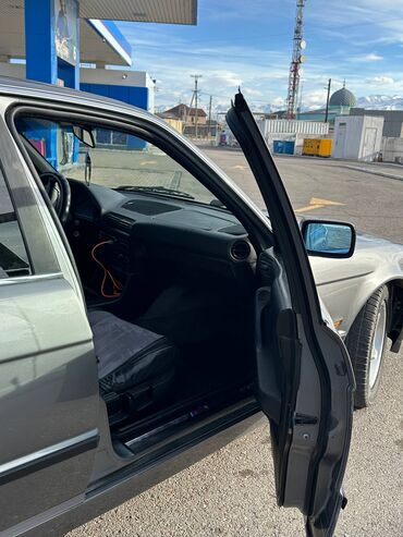 BMW: BMW 5 series: 1994 г., 2.5 л, Механика, Бензин, Седан — 11