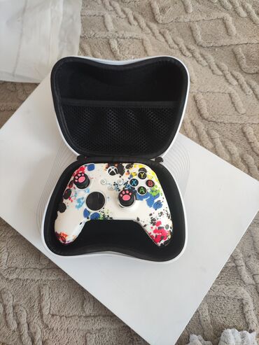 Xbox Series S: Xbox Series S (полный комплект) состояние новой. почти не играл. есть — 10