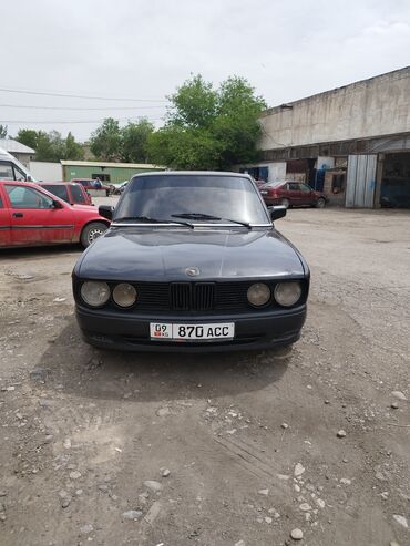 старый авто: BAW : 1983 г., 1.8 л, Механика, Бензин, Седан