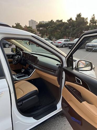 Kia: Kia Carnival: 0.2 l | 2020 il Van/Minivan — 5