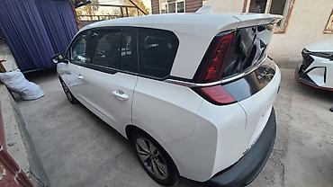 задние фонари 210: Microcar : 2023 г., 0.1 л, Автомат, Электромобиль, Минивэн — 7