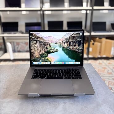 компьютер недорого купить: Ноутбук, Apple, 16 ГБ ОЗУ, Intel Core i9, 15.4 ", Б/у, Для работы, учебы, память NVMe SSD