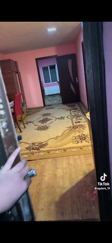 kireditle heyet evleri: 55 kv. m, 2 otaqlı, İşıq, Kanalizasiya, Kombi — 1