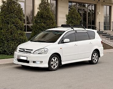 Toyota: Toyota Ipsum: 2002 г., 2.4 л, Автомат, Бензин, Минивэн — 1