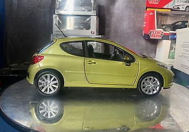 ağ 07 şəkilləri: Peugeot, 2006 il, 1:18, Dəmir, Ödənişli çatdırılma — 10
