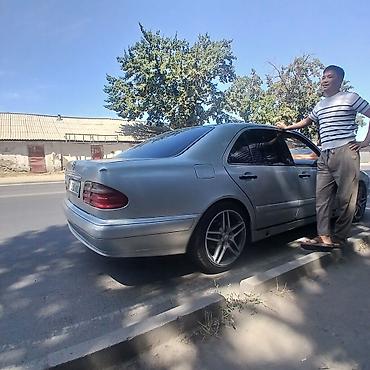 mers 210: Mercedes-Benz : 2000 г., 3.2 л, Бензин — 3