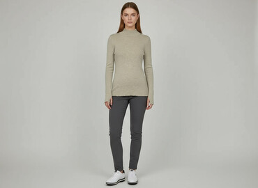 Turtlenecks: Women`s golf, size S