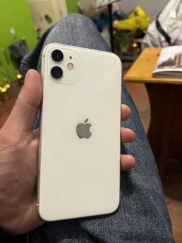 Apple iPhone: IPhone 11, 64 GB, Ağ, Face ID