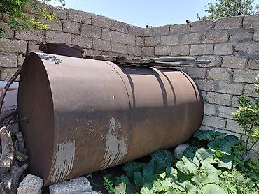 cenler: Texmini 4 ton su tutur. mohkem qalin demir materialdan hazirlanib.real — 1