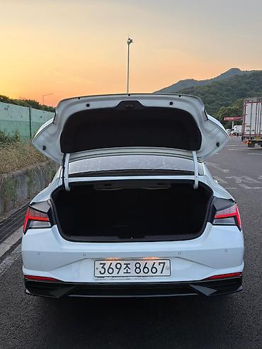 elantra 2022: Hyundai Elantra: 2021 г., Седан — 6