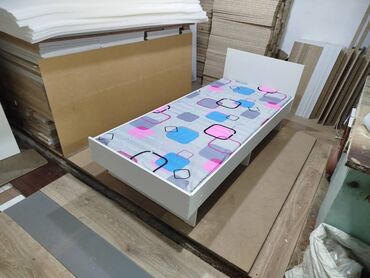 Односпальные кровати: Односпальная кровать, Новый, С матрасом, длина - 180190 см — 2