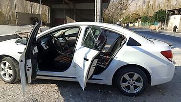 forester 2004: Chevrolet Cruze: 2009 г., 1.6 л, Автомат, Бензин, Седан — 9