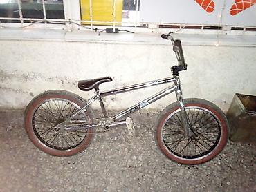 BMX велосипеддери: BMX велосипед фристайл-велик крутой, на нём различную суету вытворять — 1