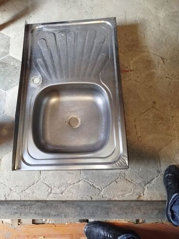 Mətbəx çanaqları: Mətbəx üçün paslanmayan poladdan birgözlü lavabo - Material