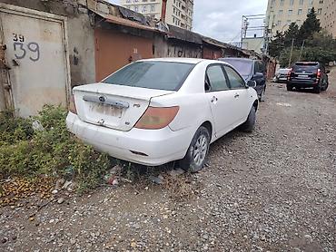 changan eado 2013: BYD F3 sedan – ehtiyat hissələri üçün - Kuzov: ağ rəng, 4 qapılı — 2