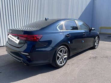 купить авто в рассрочку: Kia K3: 2019 г., 1.6 л, Вариатор, Бензин, Седан