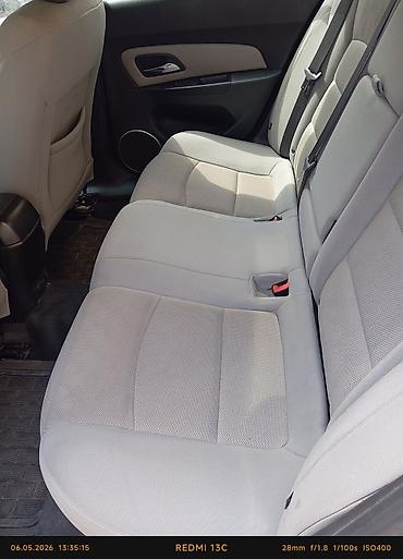 cruze diffuser: Chevrolet Cruze: 1.4 l | 2011 il 97000 km Sedan — 6