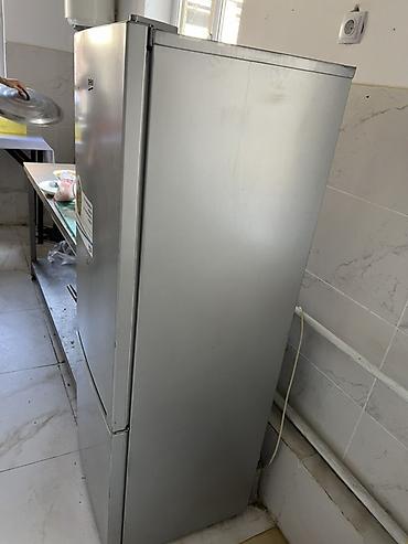 холодильники домашный: Холодильник Beko, серебристый, с нижней морозильной камерой. Основные — 1