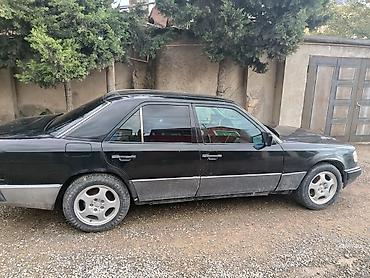byd destroyer o5: Mercedes-Benz E 200: 2 l | 1992 il Sedan — 9