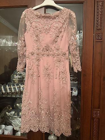 Dəstlər, kostyumlar: Qadın geyim dəsti və paltarlar 1) Qəhvəyi şifon 2 hissəli dəst - — 15