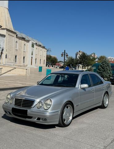 мини мерс: Mercedes-Benz E 320: 2001 г., 3.2 л, Типтроник, Бензин, Седан