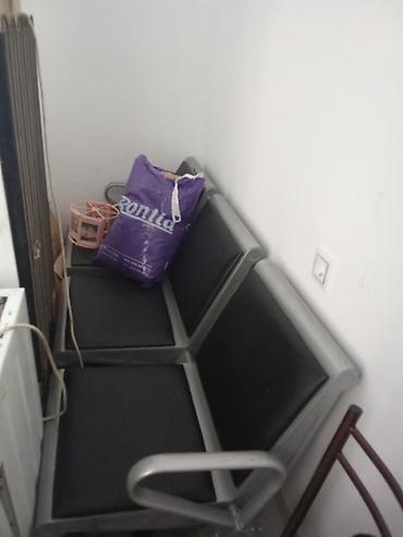Ofis dəst mebeli: Təcili olaraq satılır 2 ədəd kreslo 2 ədəd ön masa 1 ədəd 3 — 11