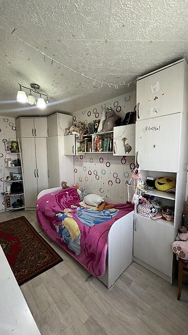 Продажа квартир: 3 комнаты, 58 м², 104 серия, 4 этаж — 8