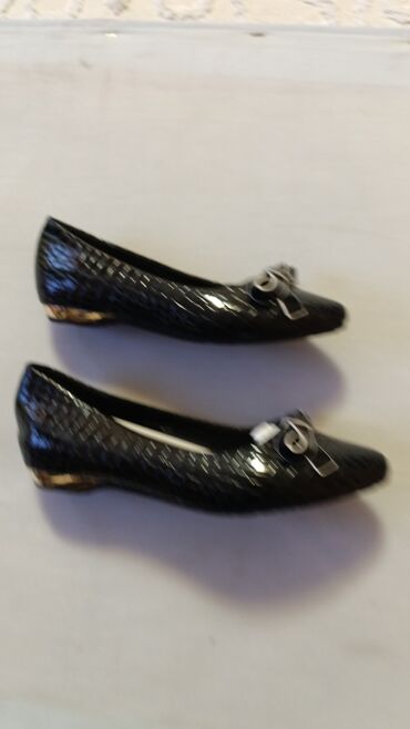 Ботинки и ботильоны: Женская осенняя обувь, (черный цвет): 1) Ботинки дерби из замши - — 12