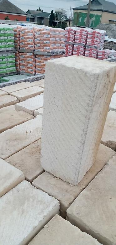 misar dasi: Kubi̇k daş ( mi̇şar daşi ) standart eyni ölcüdə (39sm×19sm×16sm) orta — 7