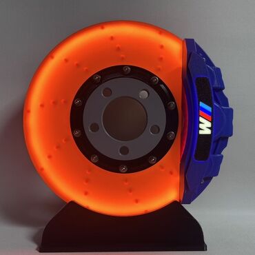 стол в стиле хай тек: Лампа Настольная