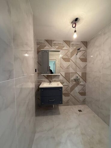 Ofislər: Əhmədli Məzahir Rüstəmovda yolun kənarında obyekt İCARƏYƏ verilir — 14