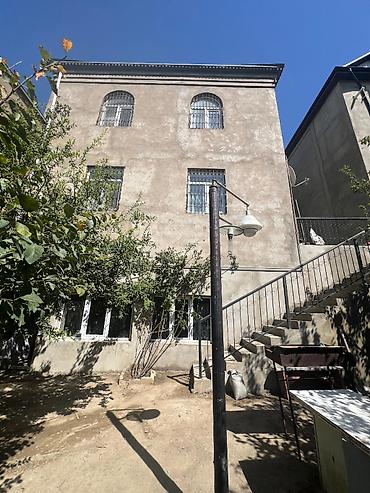 qusarda ev satisi: Bakı, 141 kv. m, 8 otaq, Hovuzsuz, Su, Telefon, Kanalizasiya — 2