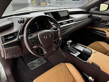 Lexus: Lexus ES: 2020 г., 2.5 л, Автомат, Гибрид, Седан — 15