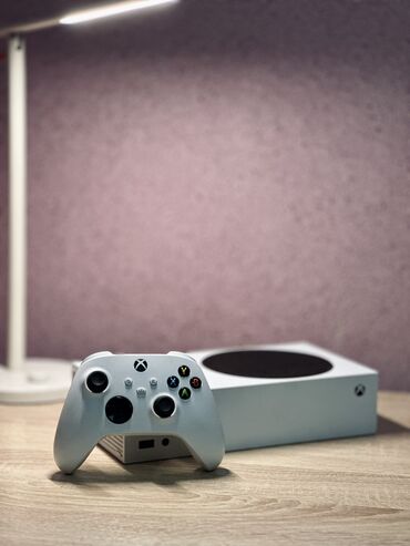 Xbox Series S: XBox Series S, 512 GB Состояние новой консоли, в пользовании 5