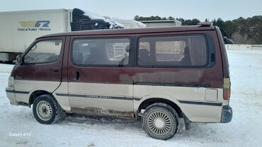 toyota ist 2004: Toyota Hiace: 1990 г., 2.5 л, Механика, Дизель, Минивэн