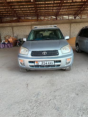 дверь rav4: Toyota RAV4: 2002 г., 2 л, Автомат, Бензин, Кроссовер — 1