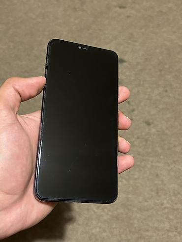 lian li: Xiaomi Mi 8 Lite, rəng - Qara — 1