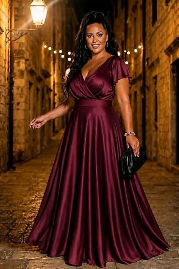 punije devojke: Prelepa za punije
XL 2XL 3XL 
Cena : 5100 dinara
ML — 8