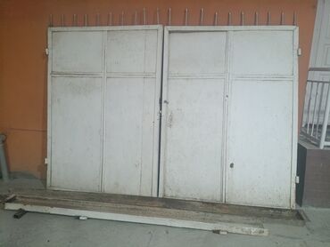 железный двери: Оролмолуу эшик, Метал, 200 * x 300 см, Өзү алып кетүү, Орнотуусуз, Колдонулган