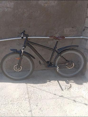 velosiped idman: Dağ velosipedi – şəhər və off-road üçün universal - Rəng: qara gövdə — 1